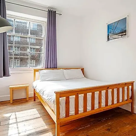 No 64 Georgian House - By Clifton Short Lets מלון